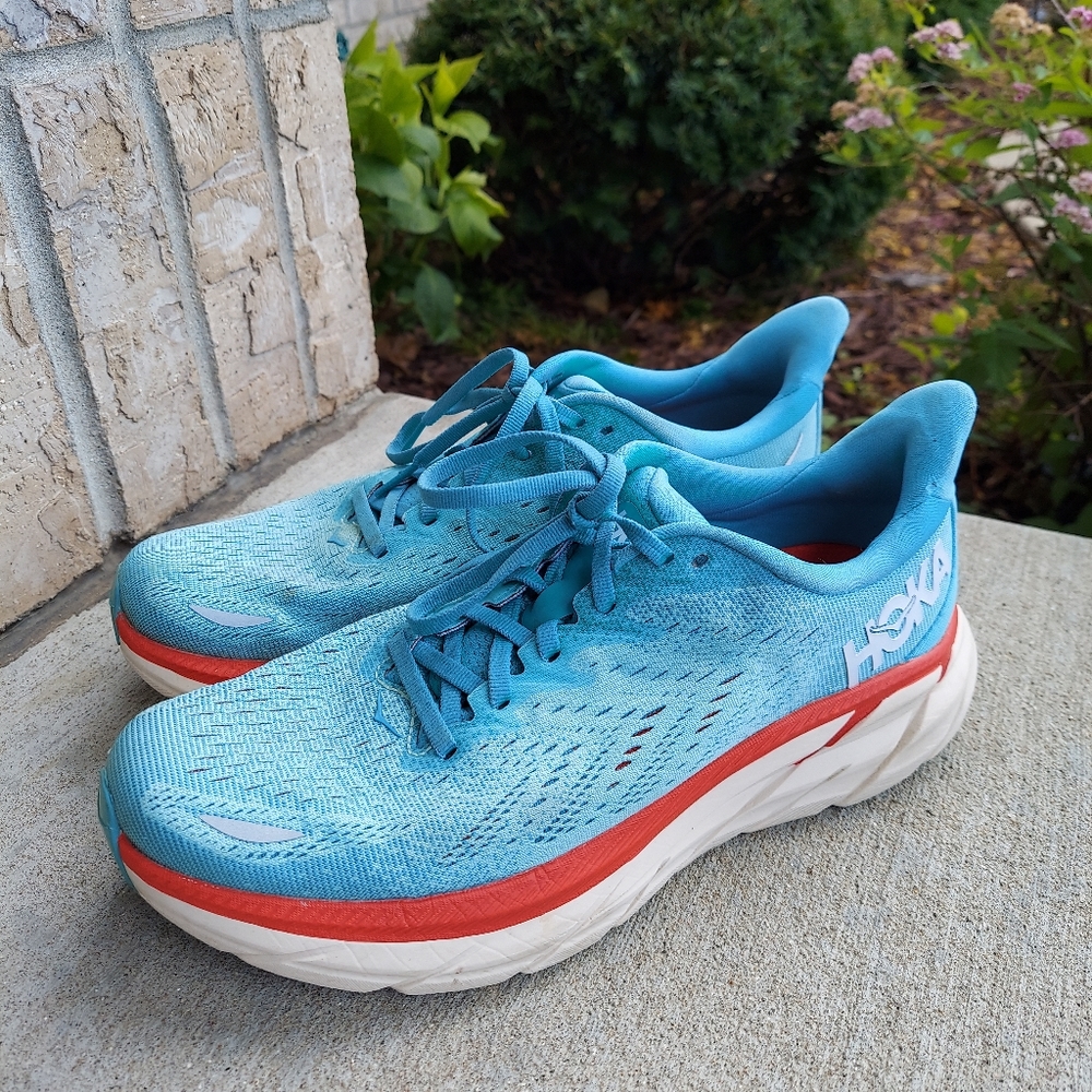 Hoka Clifton 8 women's running shoes  Size 8.5